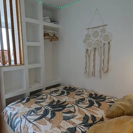 De Charme Cosy Centre-ville Apartment